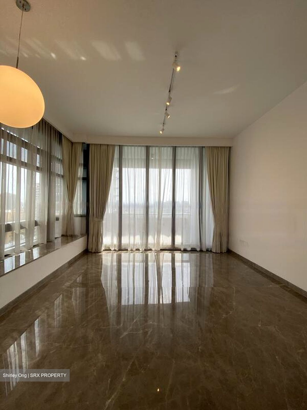 Nouvel 18 (D10), Condominium #523755941